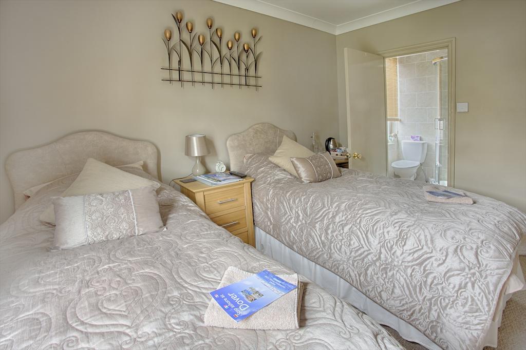 Sandown & The Annexe Dover Room photo