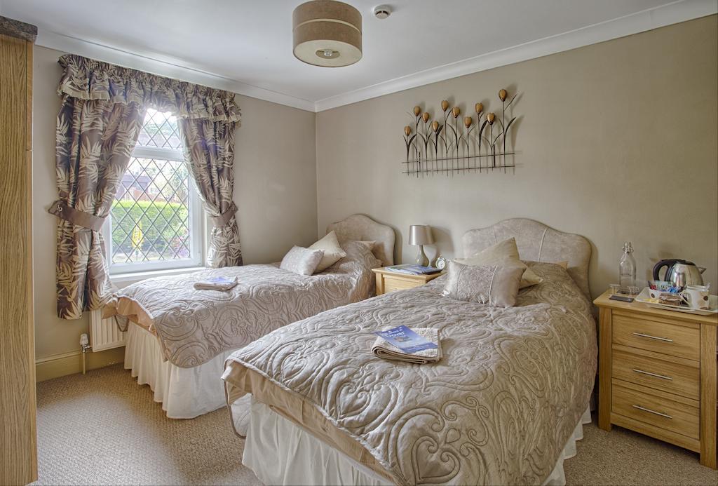 Sandown & The Annexe Dover Room photo